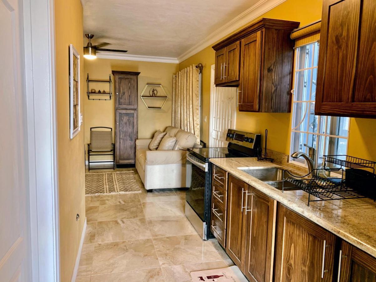 Bella Vista Villa Kingston Luaran gambar