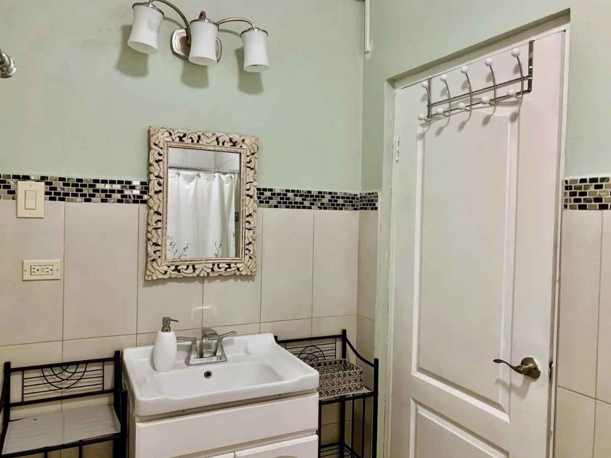 Bella Vista Villa Kingston Luaran gambar
