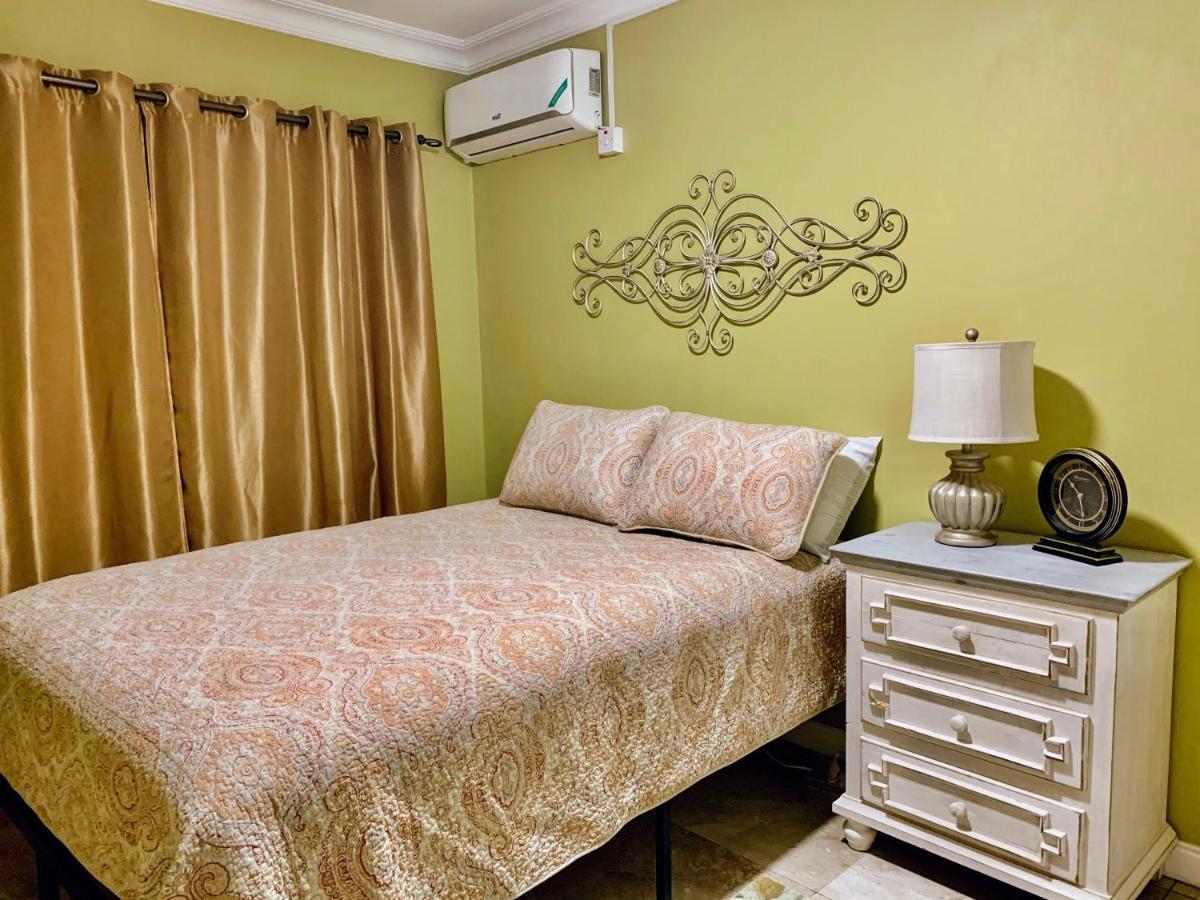 Bella Vista Villa Kingston Luaran gambar