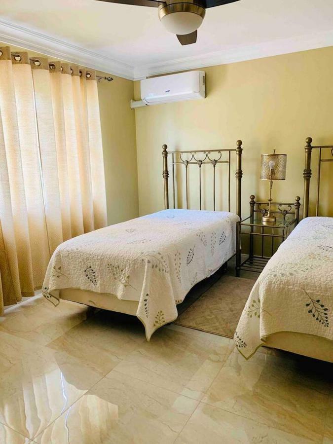 Bella Vista Villa Kingston Luaran gambar
