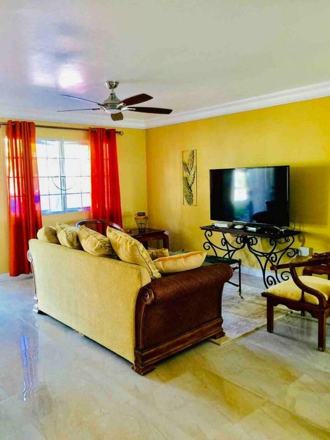 Bella Vista Villa Kingston Luaran gambar