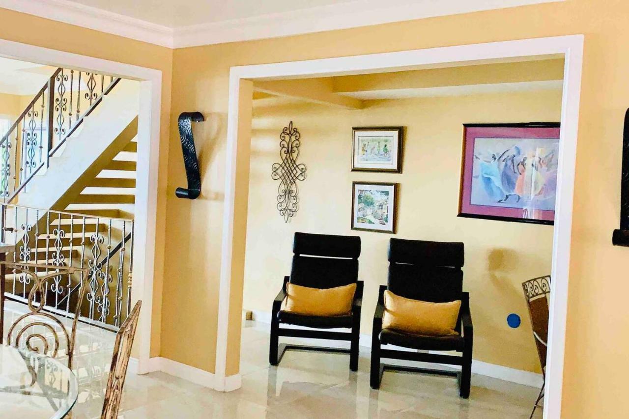 Bella Vista Villa Kingston Luaran gambar