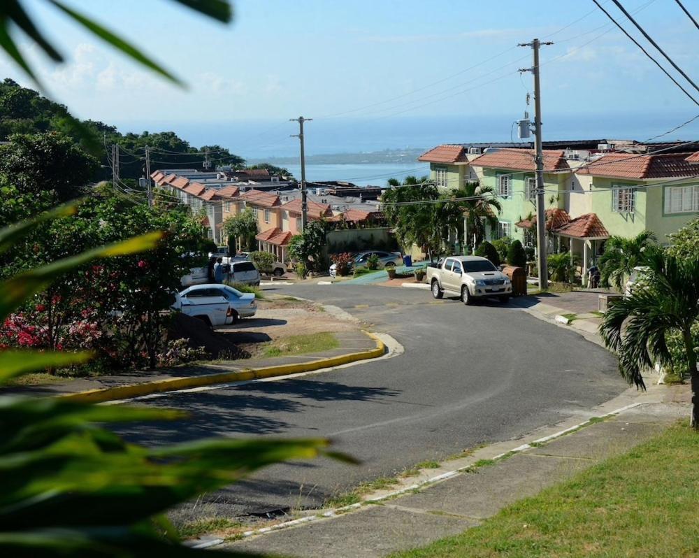 Bella Vista Villa Kingston Luaran gambar