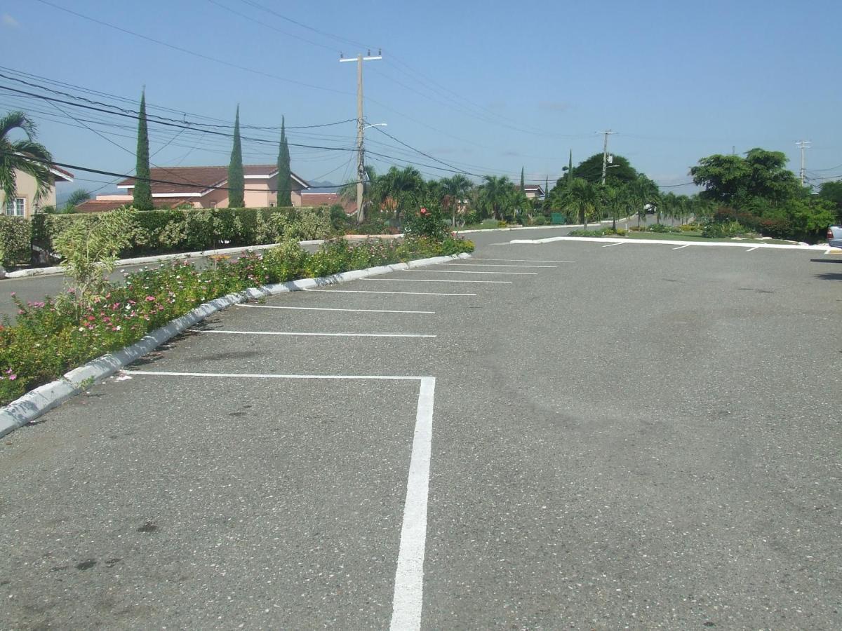 Bella Vista Villa Kingston Luaran gambar